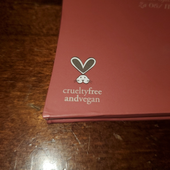 Illamasqua 12 color eye shadow set. NEW - Picture 7 of 7